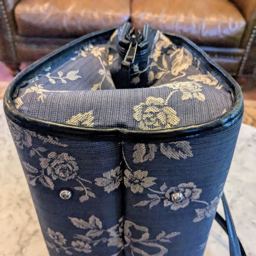 Brighton Vintage Blue Rose Tapestry & Leather Handbag EUC - Picture 6 of 9